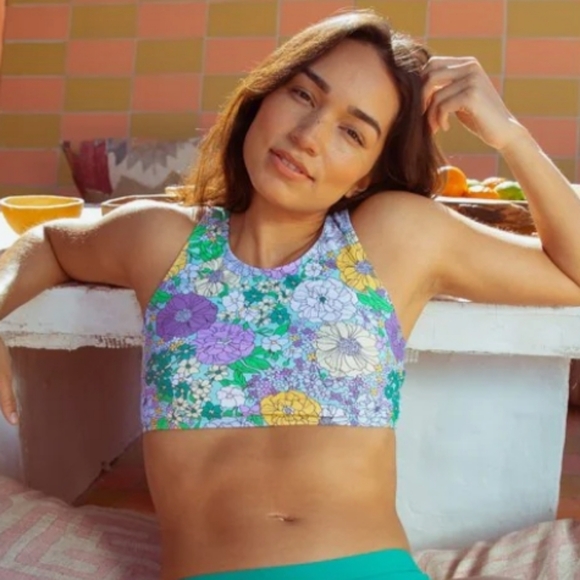 🏊‍♀️🏄‍♀️ SPORTI Active Bondi 2 Piece Swim Skort &High Neck Top in Bondi Floral - Picture 8 of 16